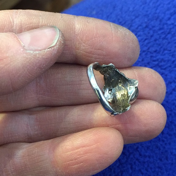 Sterling Turquoise ring - Picture 2 of 5